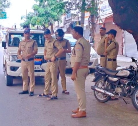 सुबह की सैर को निकली महिला के गले से चैन छीनी