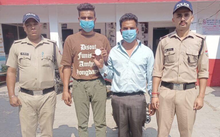 घर में घुसकर चोरी किए थे जेवरात, दो गिरफ्तार