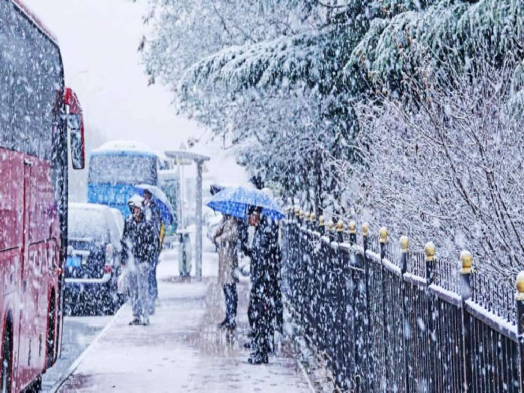 (देहरादून) बदलेगा मौसम.होगी बरसात और बर्फबारी